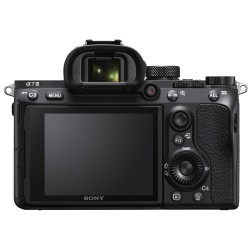 Sony A7 III peilitön järjestelmäkamera
