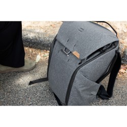 Peak Design Everyday Backpack Kamerareppu 30 l - Tumman harmaa