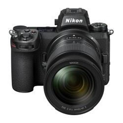 Nikon Z 6II mirrorles body + 24-70mm f/4 S objective