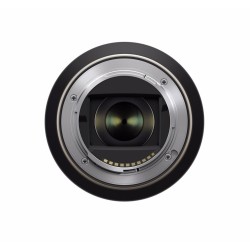 Tamron 17-70mm f/2.8 Di III-A VC RXD (Sony E-mount)  objektiivi