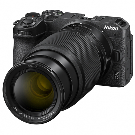 Nikon Z 30 + Z DX 16-50mm f/3.5-6.3 VR + Z DX 50-250mm f/4.5-6.3 VR