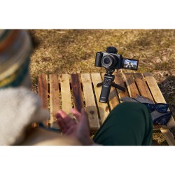 Sony ZV-E1 + 28–60mm f/4–5,6 vlog camera