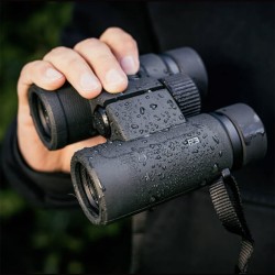 Nikon PROSTAFF P3 10x42 binoculars