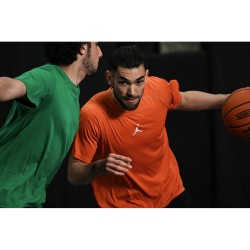 Nikon NIKKOR Z 70-180mm f/2.8 lens