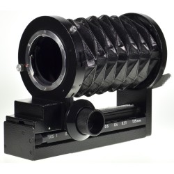 Leica Universal Focusing Bellows-R