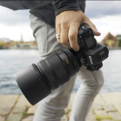 Nikon NIKKOR Z 135mm f/1.8 S Plena lens