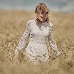 Nikon NIKKOR Z 135mm f/1.8 S Plena lens