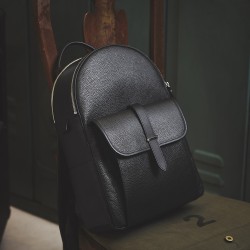 Artisan & Artist Premium Leather Backpack