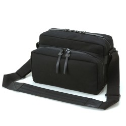 Artisan & Artist ACAM-1100 Camera bag