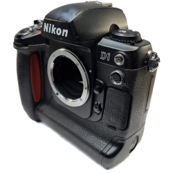 Nikon D1 *Defunct. Spare part camera