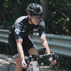 DJI Osmo Action 4 Standard Combo