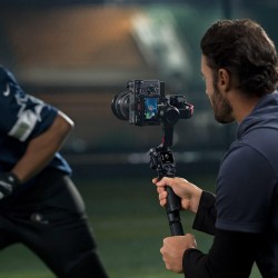 DJI RS 4 camera gimbal