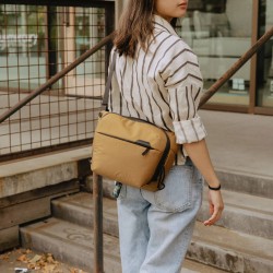 Peak Design Everyday Sling 6L camera bag v2 - Coyote