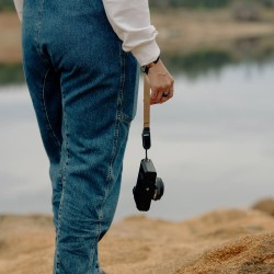 Peak Design Cuff Coyote Camera Wrist Strap