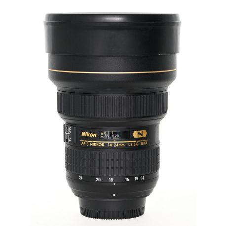 Nikon AF-S NIKKOR 14-24mm f/2.8G ED objektiivi - käytetty