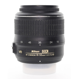 Nikon AF-S DX Nikkor 18-55mm f/3.5-5.6G VR