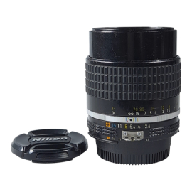 Nikon Nikkor 105mm f/2.5 Ai-s