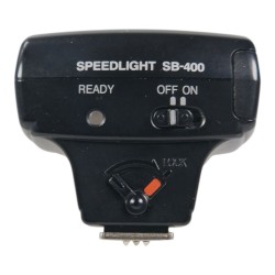 Nikon Speedlight SB-400 Flash - Used