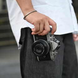 Nikon Z f mirrorless camera - silver