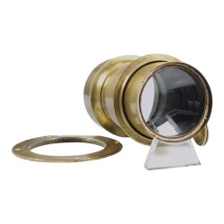 Petzval-linssi 320mm f/5.5