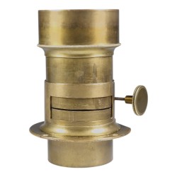 Petzval-linssi 320mm f/5.5