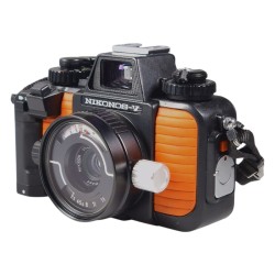 Nikon Nikonos V + Nikkor 35mm f/2.5