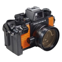 Nikon Nikonos V + Nikkor 35mm f/2.5