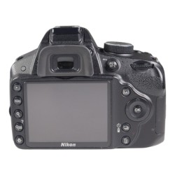 Nikon D3200 + AF-S DX Nikkor 18-55mm f/3.5-5.6G VR - Used
