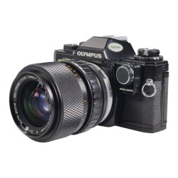 Olympus OM10 Quartz + S Zuiko Auto-Zoom 35-70mm f/4 + Manual Adapter