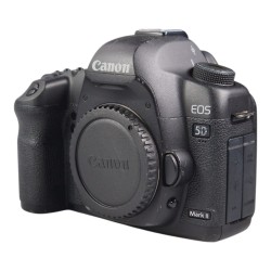 Canon EOS 5D Mark II - käytetty