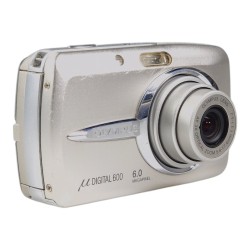 Olympus μ Digital 600 digitaalinen kompaktikamera - käytetty